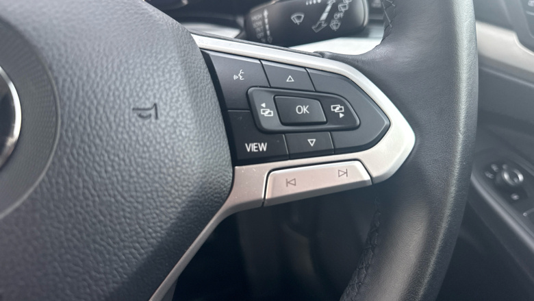 Volkswagen Golf 1.5 TSI Life 5dr Petrol Hatchback